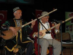 Türk Dünyasında ‘Saz ile Söz' buluşması